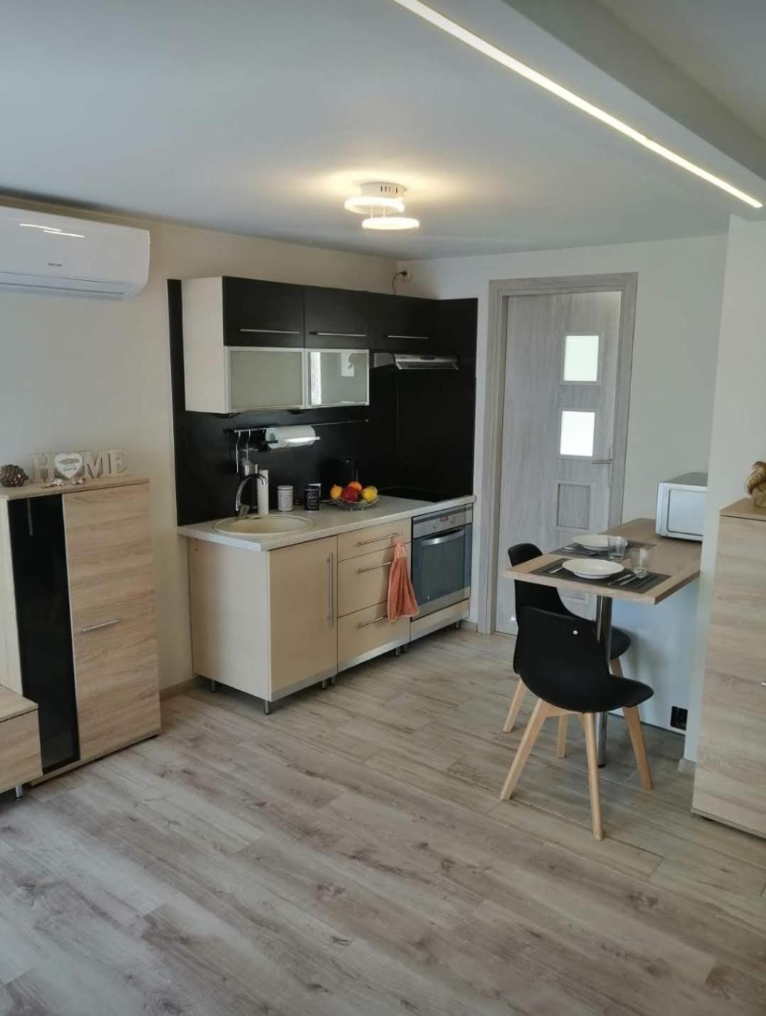 Domek Pod Lasem Oppeln Exterior foto